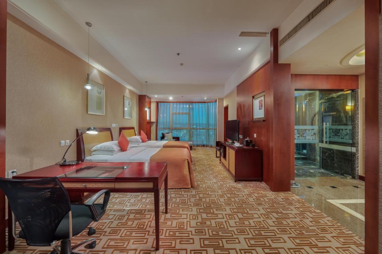 Empark Grand Hotel Kunming Exterior foto